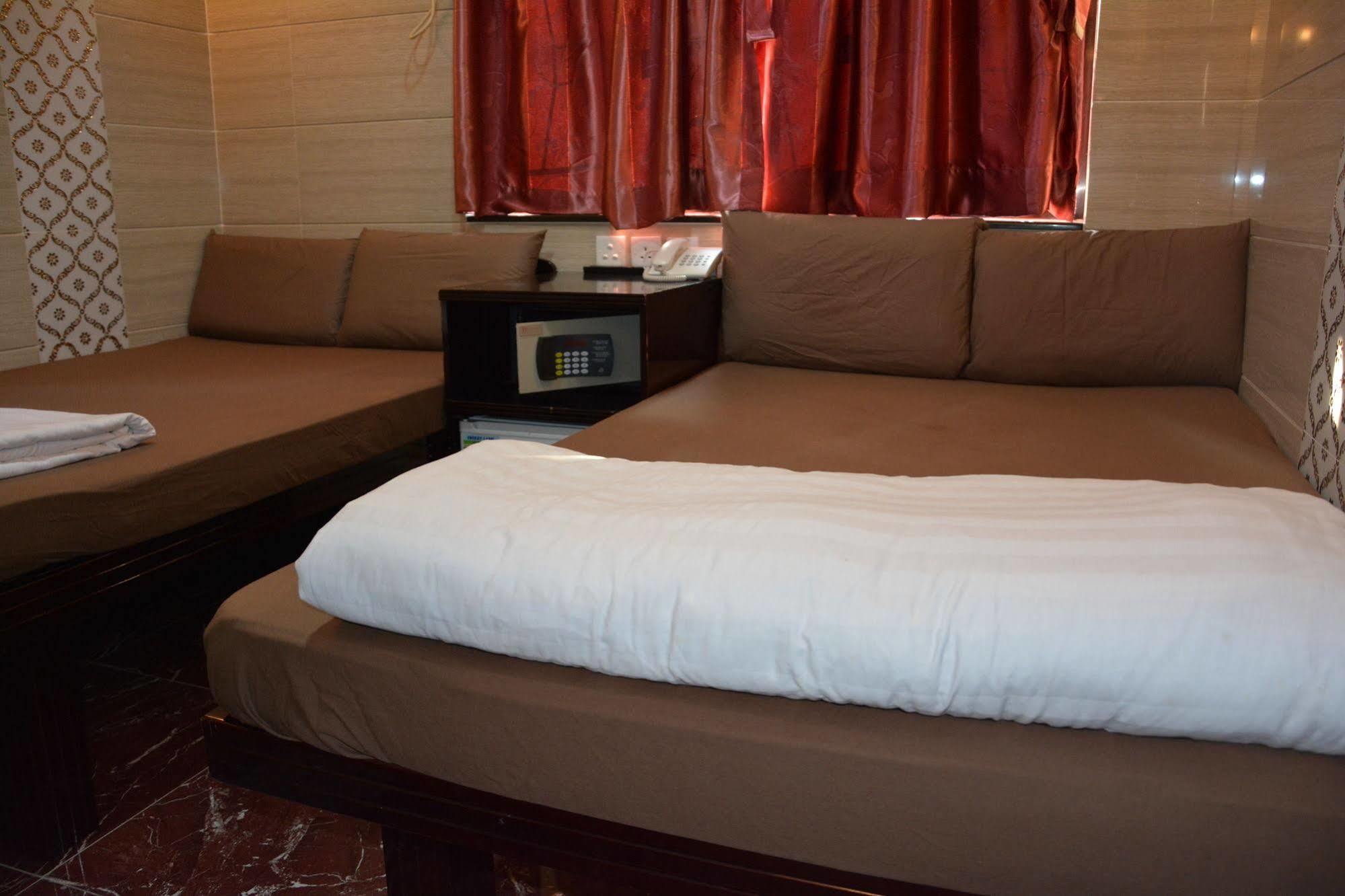 Everest Base Camp Hostel Hongkong Buitenkant foto